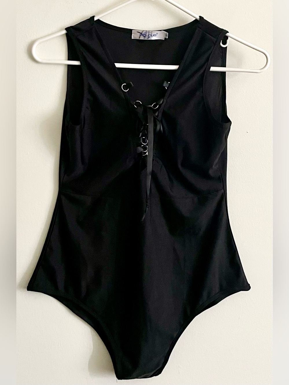 🌚 Women's Black Lace-Up Sleeveless Bodysuit 🌚